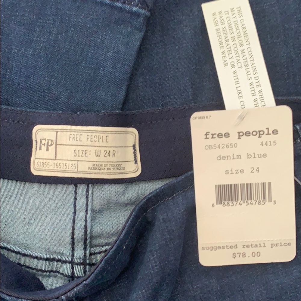 NWT Free People Pull in Wide  Leg Jeans - Picture 5 of 7